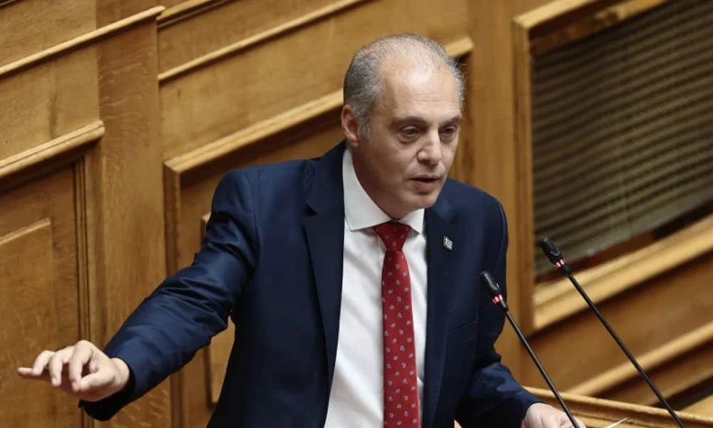 Βελόπουλος: ΝΔ, ΠΑΣΟΚ και ΣΥΡΙΖΑ πρωταγωνιστούν στο «θέατρο του παραλόγου»